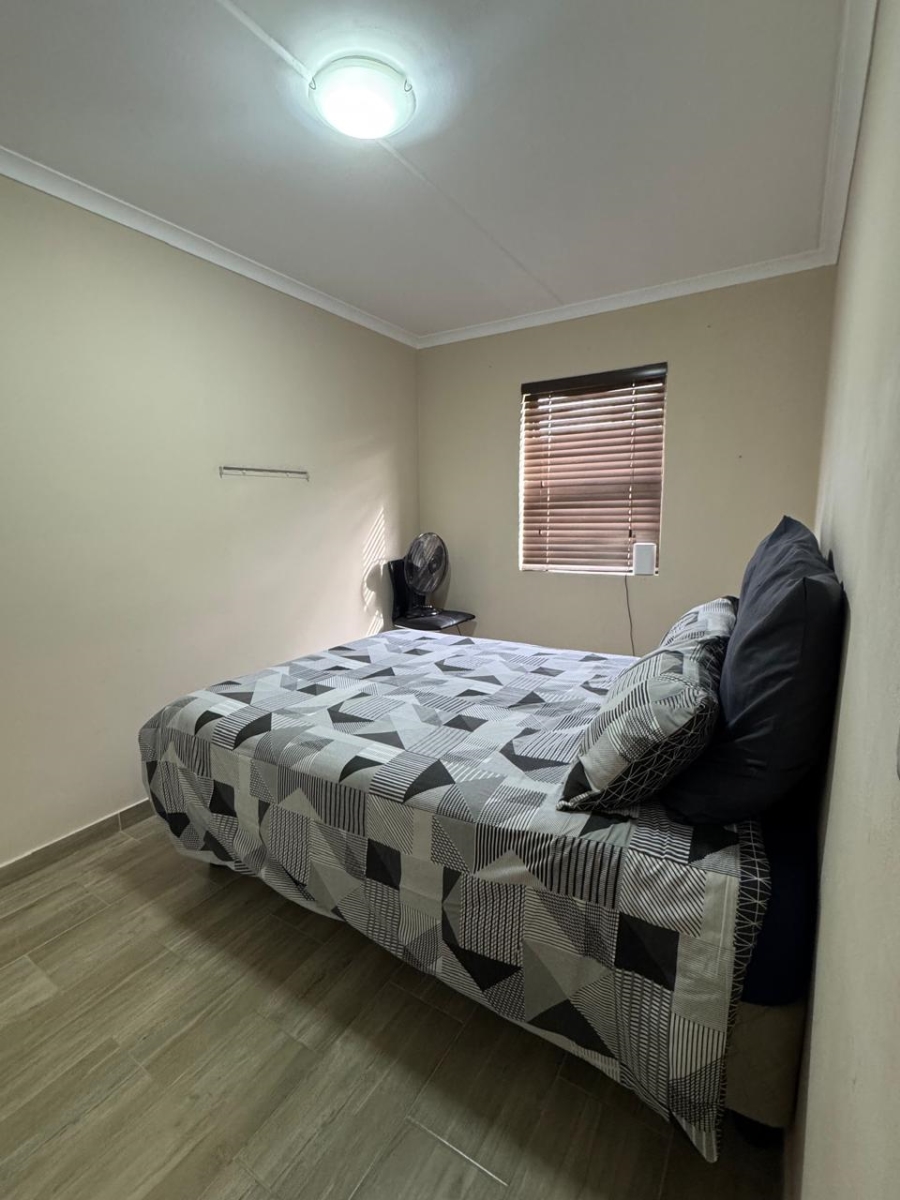2 Bedroom Property for Sale in Guldenland Western Cape